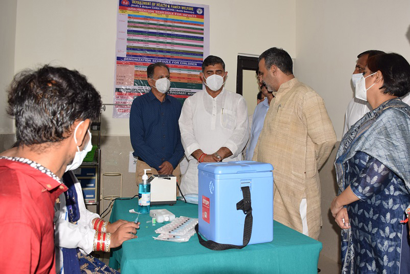 Union MoS Dr Sanjeev Kumar Balyan during visit to PHC Utterbehni on Wednesday. Union MoS Dr Sanjeev Kumar Balyan during visit to PHC Utterbehni on Wednesday.