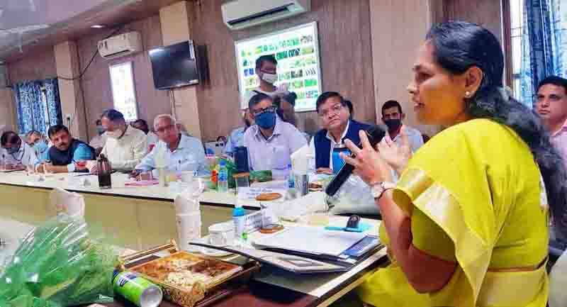 Union MoS Shobha Karandlaje chairing a meeting at Kathua on Tuesday. Union MoS Shobha Karandlaje chairing a meeting at Kathua on Tuesday.