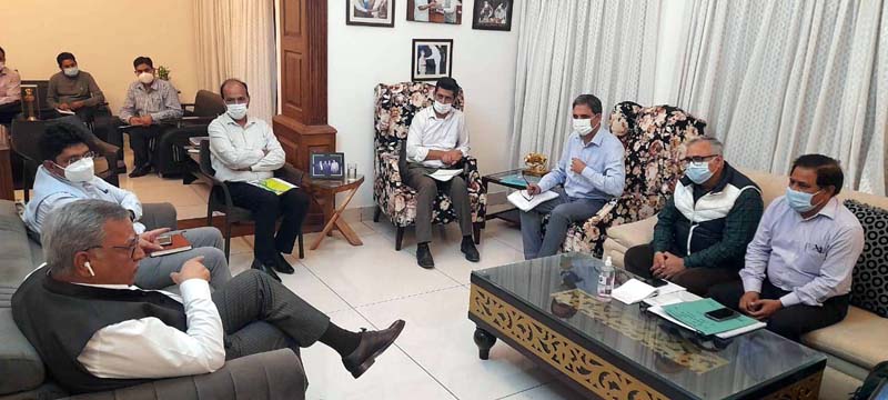 Advisor Farooq Khan chairing a meeting in Jammu on Thursday. Advisor Farooq Khan chairing a meeting in Jammu on Thursday.