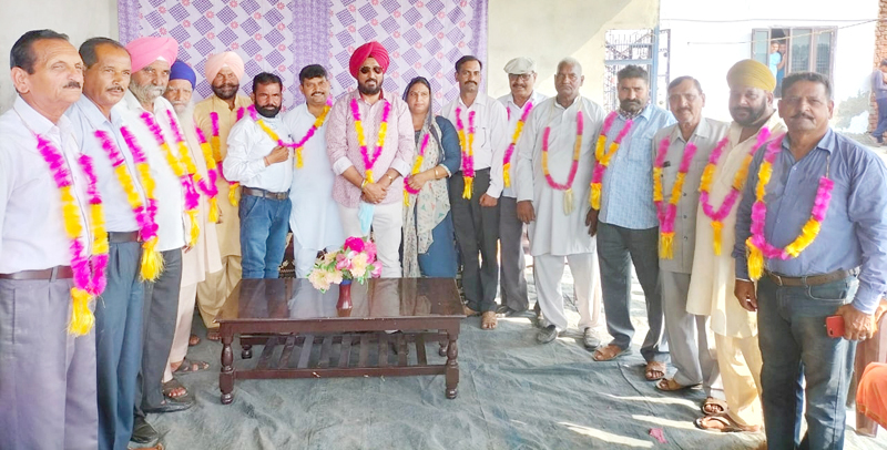 DDC Member Suchetgarh Taranjit Singh Tony and others posing for group photograph. DDC Member Suchetgarh Taranjit Singh Tony and others posing for group photograph.