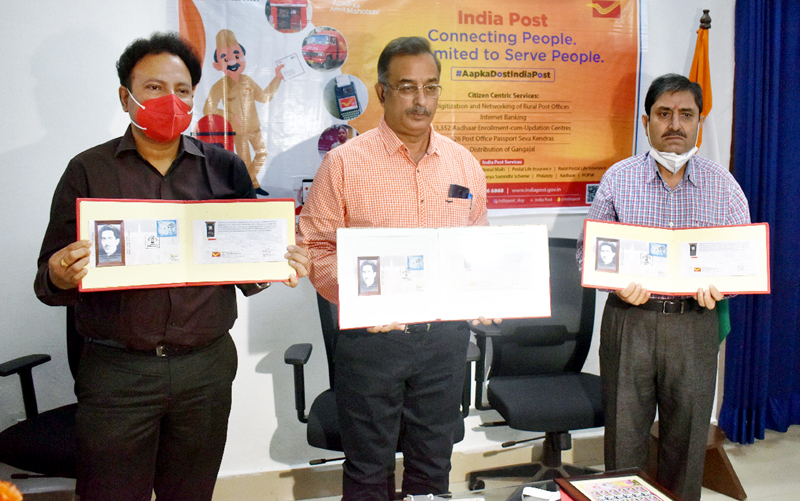 CPG J&K Circle, Shailendra Dashora releasing special covers at Jammu on Wednesday. CPG J&K Circle, Shailendra Dashora releasing special covers at Jammu on Wednesday.