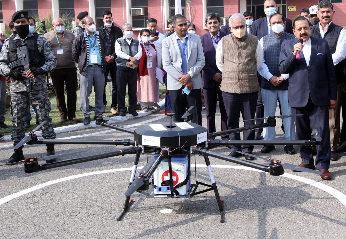 Union Minister Dr Jitendra Singh and other dignitaries during launch of drone carrying COVID vaccine to Marh at Jammu on Saturday. —Excelsior/ Rakesh
