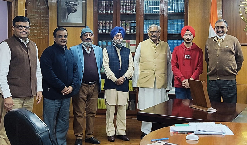 JKSAC delegation at a meeting with NHRC Chairman in Delhi.