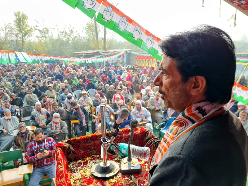 JKPCC chief, GA Mir addressing large public meeting at Bandipora on Sunday. JKPCC chief, GA Mir addressing large public meeting at Bandipora on Sunday.