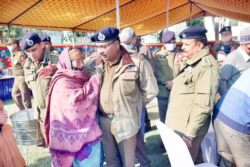 DGP Dilbag Singh interacting with family member of a police martyr at DPL Kathua. DGP Dilbag Singh interacting with family member of a police martyr at DPL Kathua.