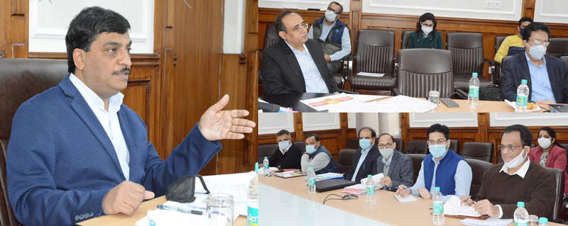 Chief Secretary Dr. Arun K Mehta chairing a meeting in Jammu. Chief Secretary Dr. Arun K Mehta chairing a meeting in Jammu.