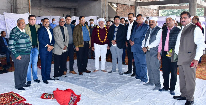 Divisional Commissioner, Raghav Langar alongwith others laying foundation of auditorium at Chamber House in Jammu.