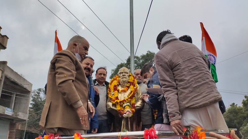 Ashok Koul and others at the unveiling of Rishi Kumar Koushal’s statue at Reasi on Sunday. Ashok Koul and others at the unveiling of Rishi Kumar Koushal’s statue at Reasi on Sunday.
