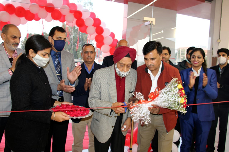 Managing Director of Hillview Honda, Ravish Trehan inaugurating new showroom at Sainik Colony Jammu on Friday.