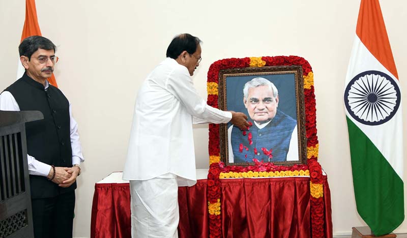 VP, M Venkaiah Naidu paying floral tribute to the portrait of Former Prime Minister, Atal Bihari Vajpayee on the occasion of his birth anniversary at Raj Bhavan, in Chennai on Saturday. (UNI)
