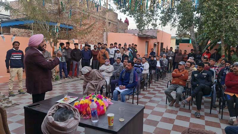 DDC Member Suchetgarh Taranjit Singh Tony addressing a public meeting. DDC Member Suchetgarh Taranjit Singh Tony addressing a public meeting.