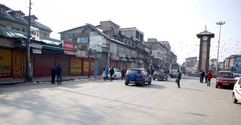 A view of lockdown in Srinagar on Saturday. —Excelsior/Shakeel