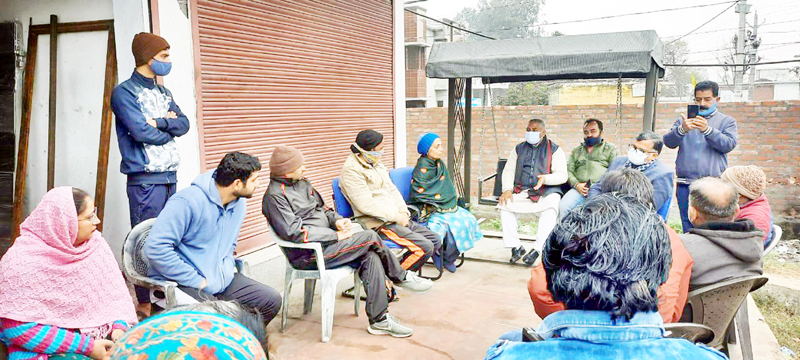 BJP leader, Sat Sharma addressing a public meeting at Jammu on Sunday. BJP leader, Sat Sharma addressing a public meeting at Jammu on Sunday.