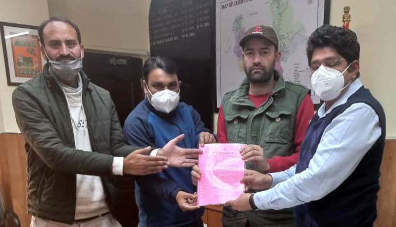 Delegation of National Old Pension Restoration United Front submitting memorandum to Divisional Commissioner Jammu, Dr Raghav Langer. Delegation of National Old Pension Restoration United Front submitting memorandum to Divisional Commissioner Jammu, Dr Raghav Langer.