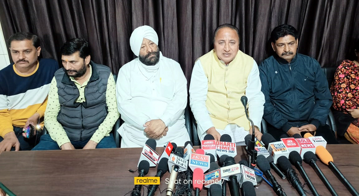 JMC Councillor, Pawan Singh addressing a press conference at Jammu on Thursday. JMC Councillor, Pawan Singh addressing a press conference at Jammu on Thursday.