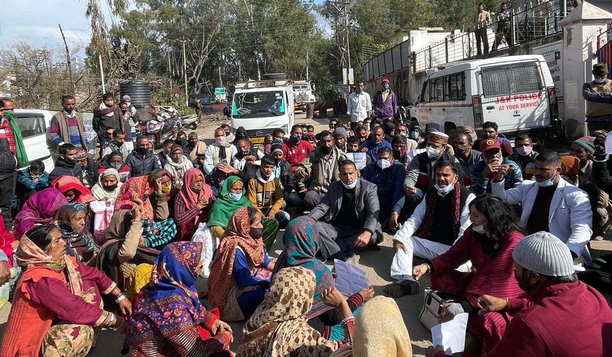 Activists of NPP staging protest at Ramnagar in district Udhampur. Activists of NPP staging protest at Ramnagar in district Udhampur.