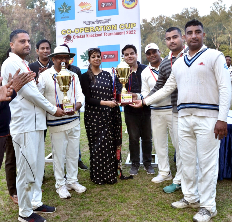 Winners being awarded with trophy by Secretary Yasha Mudgal on Monday. Winners being awarded with trophy by Secretary Yasha Mudgal on Monday.