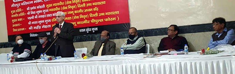 page5-5 A speaker narrating the agony of Displaced Persons of POJK during the Sankalp Divas at New Delhi on Tuesday.