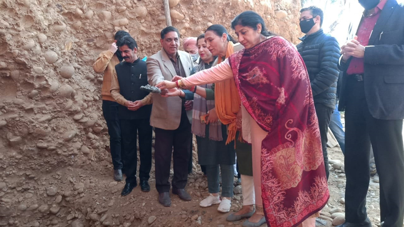Mayor JMC alongwith others kick starting work on parking facility at Town Hall Jammu. Mayor JMC alongwith others kick starting work on parking facility at Town Hall Jammu.