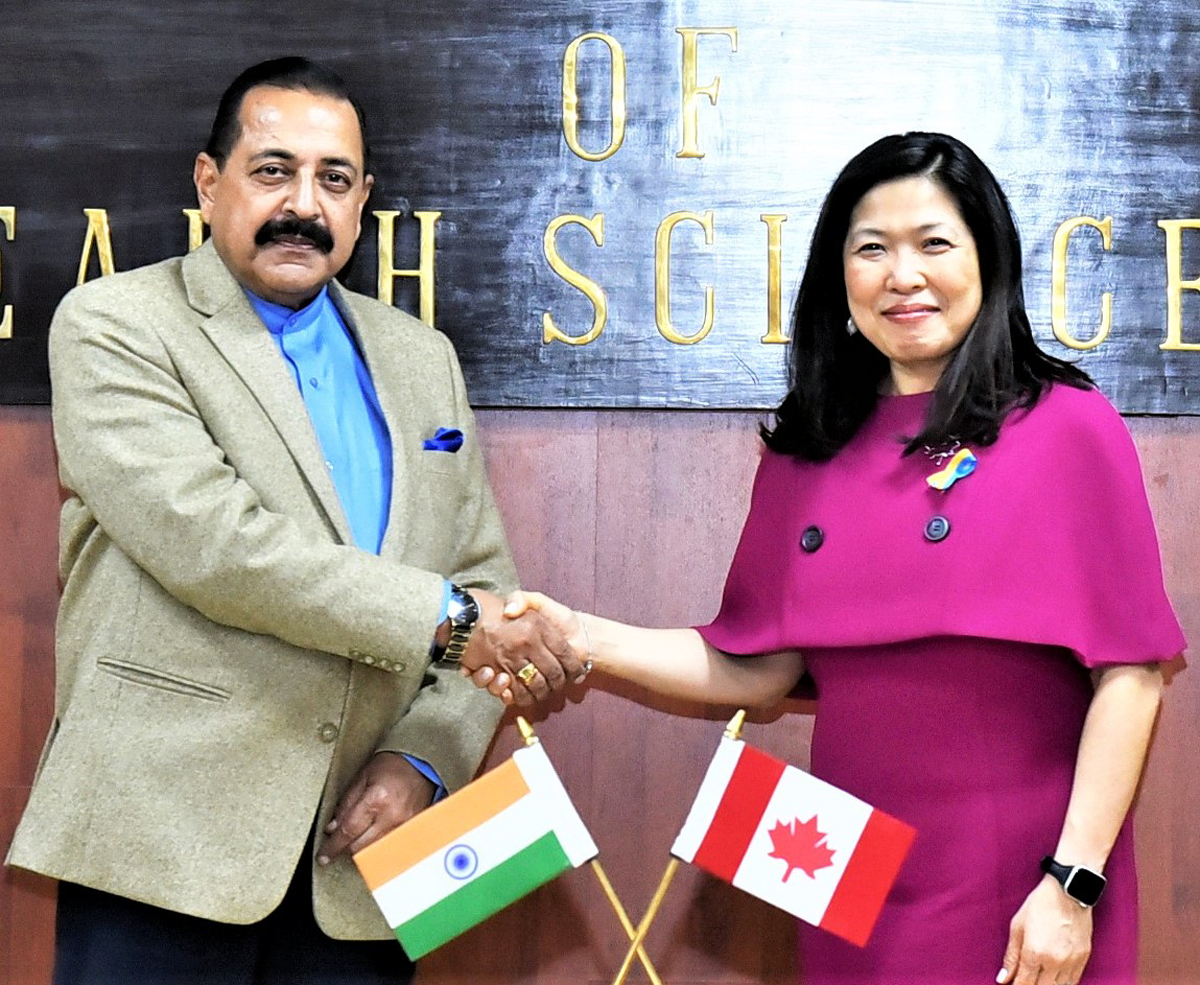 Canadian Minister of International Trade, Export Promotion, Small Business and Economic Development, Mary Ng calling on Union Minister Dr Jitendra Singh at Prithvi Bhawan, New Delhi on Friday. Canadian Minister of International Trade, Export Promotion, Small Business and Economic Development, Mary Ng calling on Union Minister Dr Jitendra Singh at Prithvi Bhawan, New Delhi on Friday.