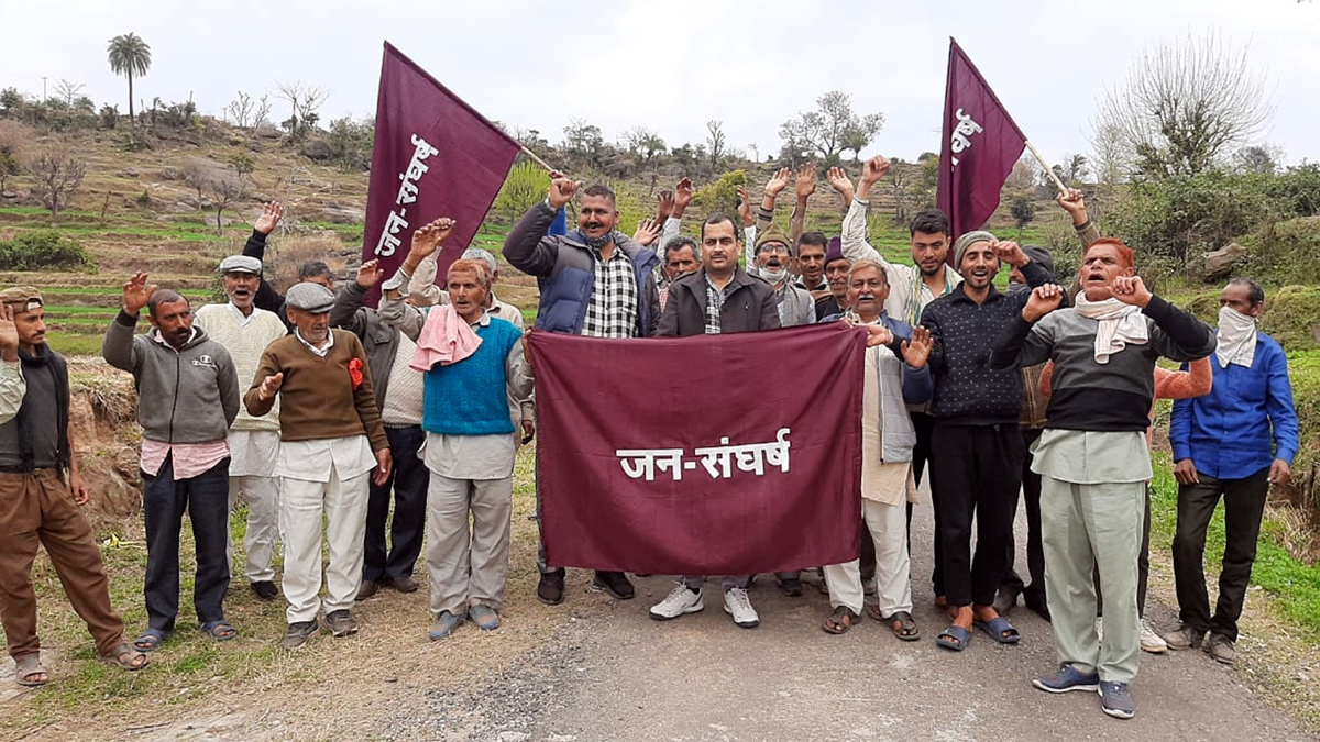 p-8 Villagers protesting on Friday.