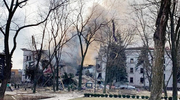 Mariupol theatre destroyed in bombing by Russia.