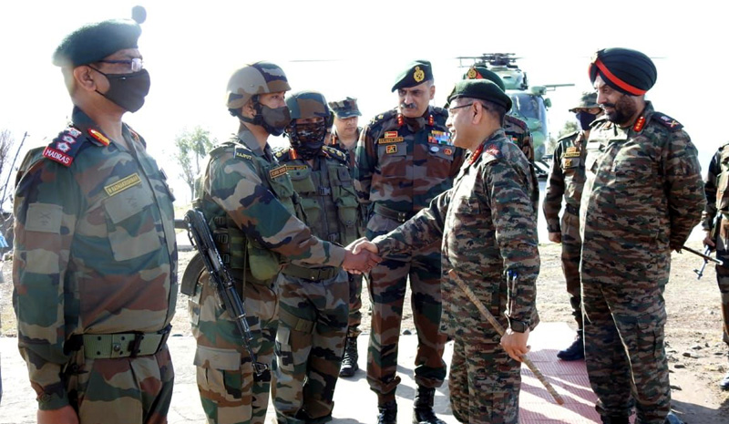 Northern Army Commander Lt Gen Upendra Dwivedi during his visit to forward areas of Rajouri and Poonch on Wednesday. Northern Army Commander Lt Gen Upendra Dwivedi during his visit to forward areas of Rajouri and Poonch on Wednesday.