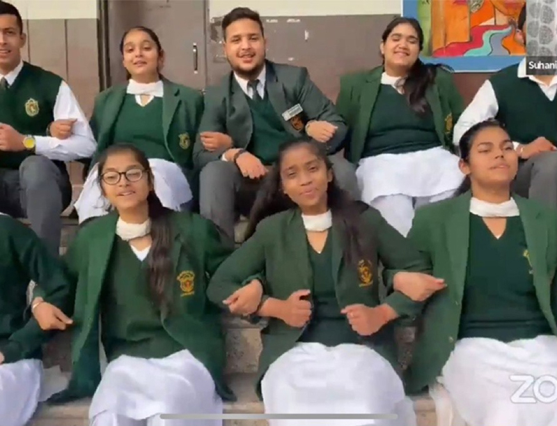 page10-1 Students presenting an item during Annual Day celebrations of DPS Udhampur.