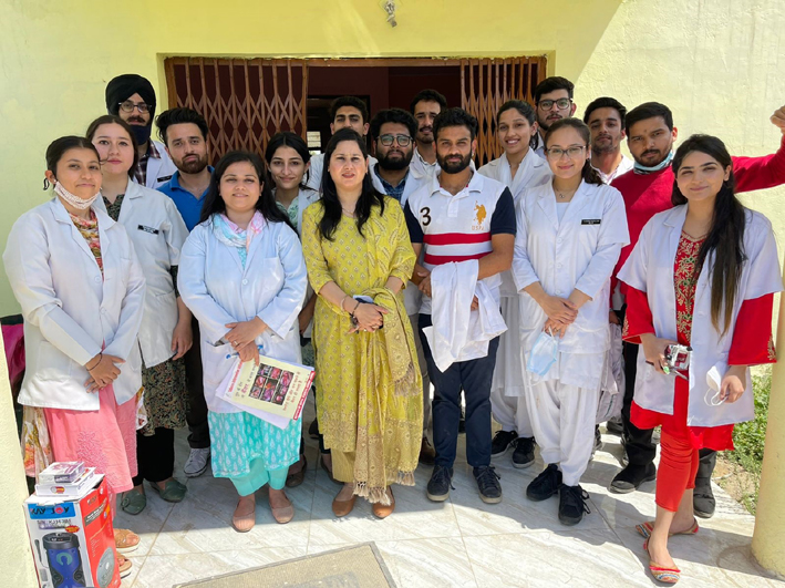 Doctors, interns and students of IDS Sehora during free dental check-up camp. Doctors, interns and students of IDS Sehora during free dental check-up camp.