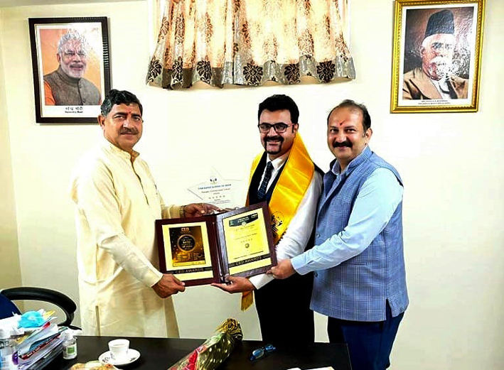 MP Jugal Kishore Sharma and Raman Suri presenting award to Principal Rajesh Gandral at Jammu on Sunday. MP Jugal Kishore Sharma and Raman Suri presenting award to Principal Rajesh Gandral at Jammu on Sunday.