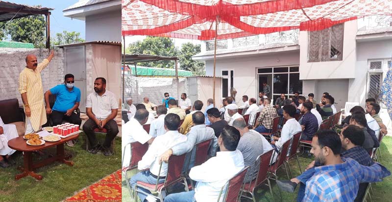 BJP senior vice president, Yudhvir Sethi addressing a meeting at Sidhra on Sunday. BJP senior vice president, Yudhvir Sethi addressing a meeting at Sidhra on Sunday.