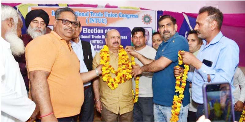 Senior Trade Union leader, Shiv Kumar Sharma being felicitated by activists after being re-elected as INTUC president for J&K UT in Jammu on Sunday. Senior Trade Union leader, Shiv Kumar Sharma being felicitated by activists after being re-elected as INTUC president for J&K UT in Jammu on Sunday.