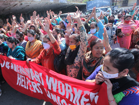 Anganwadi workers and helpers during a protest in Jammu. —Excelsior/Rakesh Anganwadi workers and helpers during a protest in Jammu. —Excelsior/Rakesh