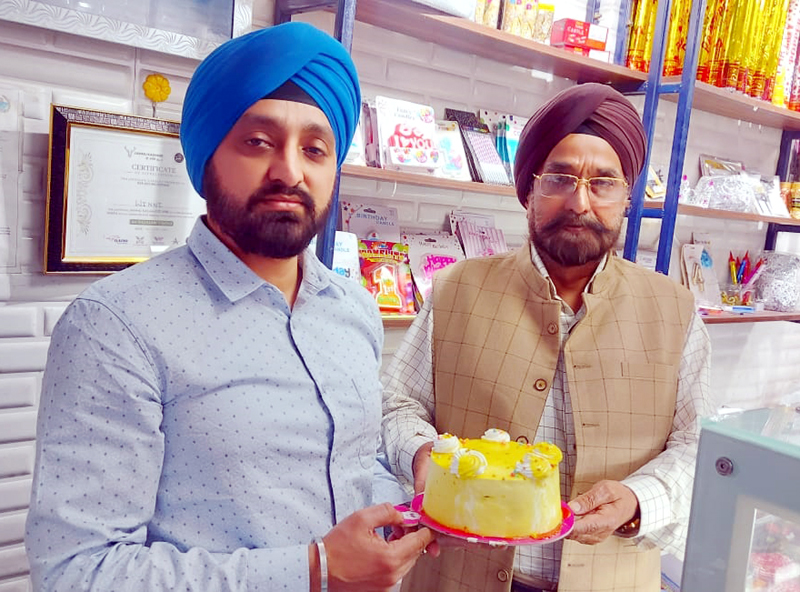 Officials of Winni Cakes showcasing Rasmalai Cake. Officials of Winni Cakes showcasing Rasmalai Cake.