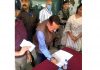 Union Minister Dr Jitendra Singh registering his name for casting vote in the elections of Press Club of Jammu on Friday. —Excelsior/Rakesh