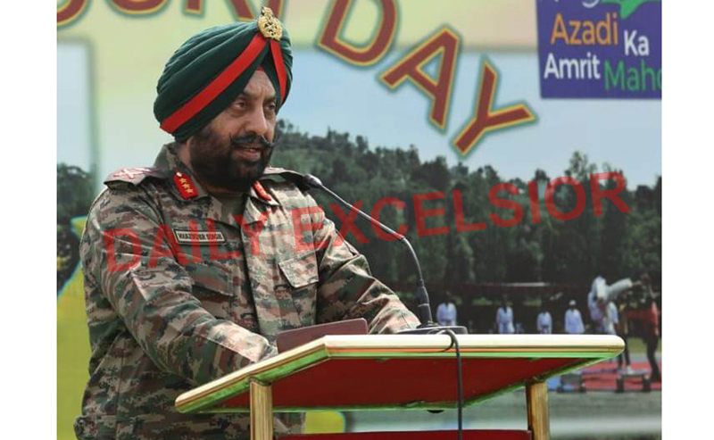 GOC 16 Corps Lt Gen Manjinder Singh addressing a function in Rajouri on Wednesday. —Excelsior/Rahi Kapoor GOC 16 Corps Lt Gen Manjinder Singh addressing a function in Rajouri on Wednesday. —Excelsior/Rahi Kapoor