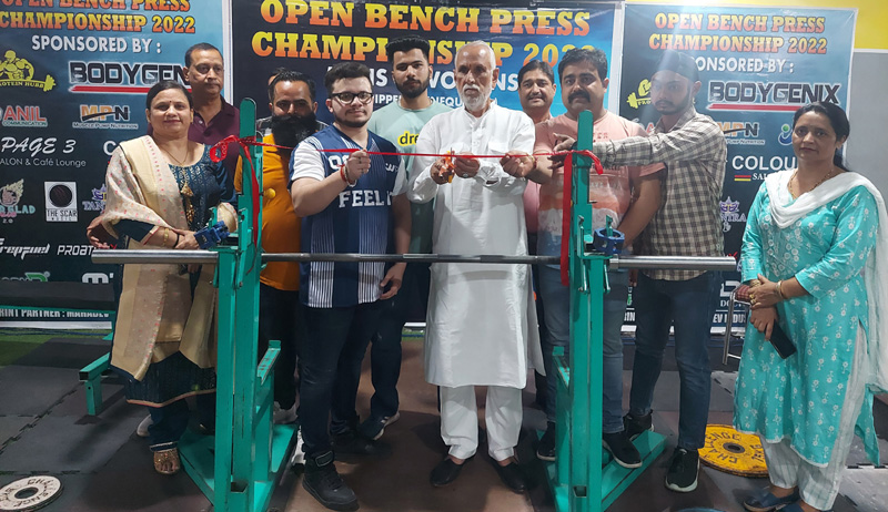 Former Member Parliament Shamsher Manhas inaugurating ‘Bench Press’ competition at Jammu on Saturday. Former Member Parliament Shamsher Manhas inaugurating ‘Bench Press’ competition at Jammu on Saturday.