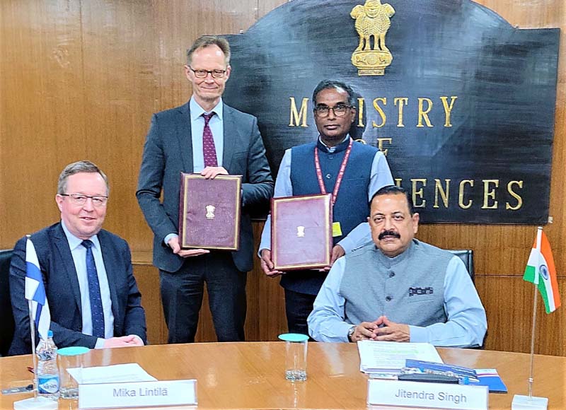 Visiting Finland Minister and Union Minister Dr Jitendra Singh witness the signing of an MoU to establish Indo-Finnish Virtual Network Centre on Quantum Computing at New Delhi on Monday. Visiting Finland Minister and Union Minister Dr Jitendra Singh witness the signing of an MoU to establish Indo-Finnish Virtual Network Centre on Quantum Computing at New Delhi on Monday.