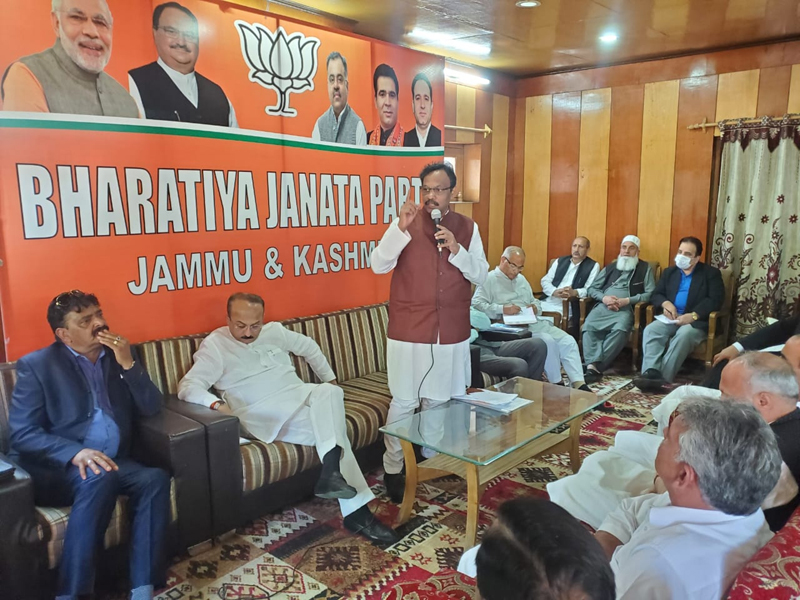 BJP national general secretary, Vinod Tawdey addressing a meeting at Srinagar on Tuesday. BJP national general secretary, Vinod Tawdey addressing a meeting at Srinagar on Tuesday.