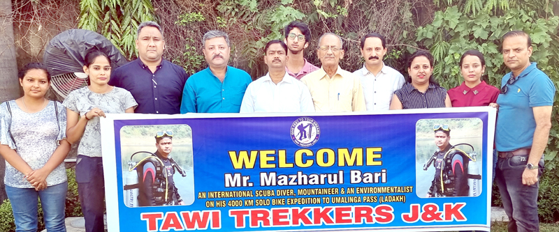 Office bearers of Tawi Trekkers during flagging off ceremony at Press Club Jammu on Thursday.