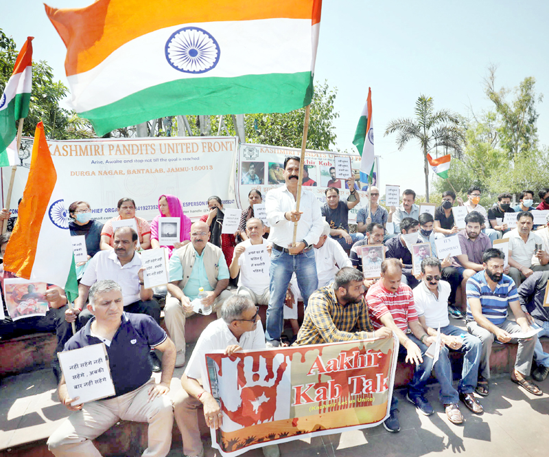 Activists of KPUF protesting in Jammu on Wednesday. -Excelsior/Rakesh Activists of KPUF protesting in Jammu on Wednesday. -Excelsior/Rakesh
