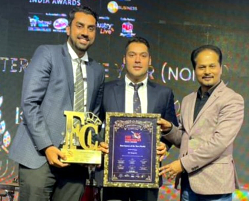 Representative of KC Emporia getting best 'Cater Award' from the dignitaries on Wednesday. Representative of KC Emporia getting best 'Cater Award' from the dignitaries on Wednesday.