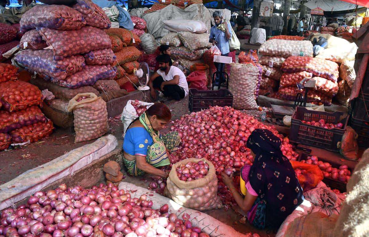 Wholesale Inflation At 4-Month Low Of 1.31 Pc In Aug Wholesale Inflation At 4-Month Low Of 1.31 Pc In Aug