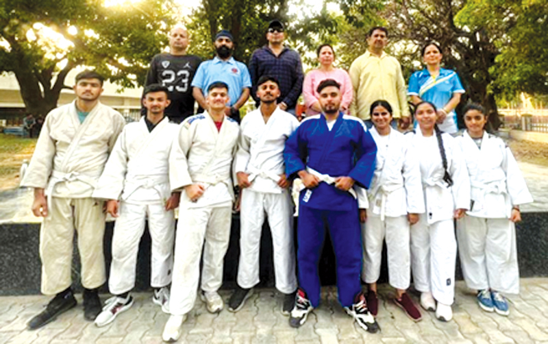 Selected Judokas posing for a group photograph with office bearers of J&K Judo Association at Jammu on Monday. Selected Judokas posing for a group photograph with office bearers of J&K Judo Association at Jammu on Monday.