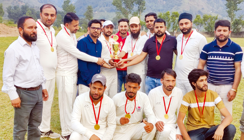 Winners being awarded with a trophy by dignitaries at Thannamandi on Monday. Winners being awarded with a trophy by dignitaries at Thannamandi on Monday.