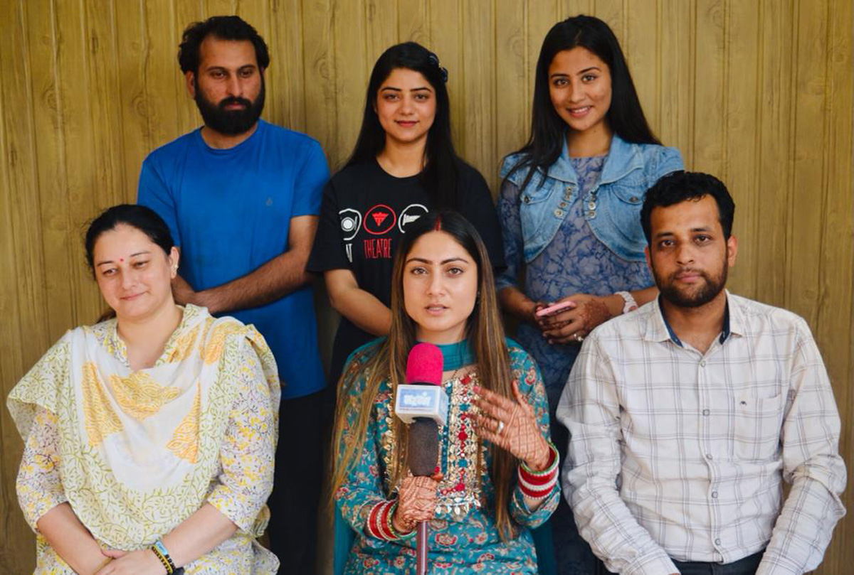 Gauri Thakur and others addressing media persons over Natrang’s theatre workshop at Jammu on Sunday. Gauri Thakur and others addressing media persons over Natrang’s theatre workshop at Jammu on Sunday.