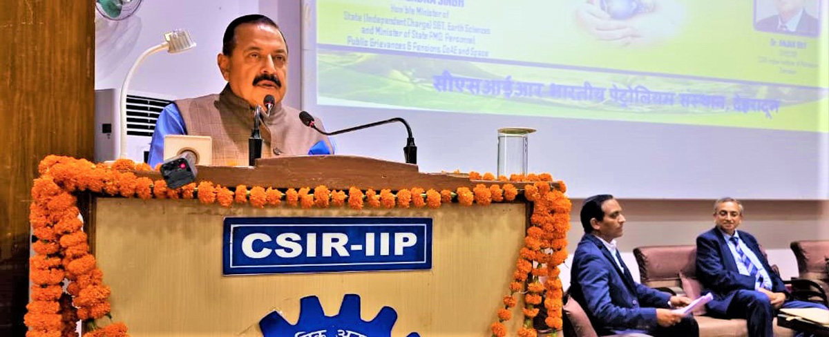 Union Minister Dr Jitendra Singh addressing the scientists on the occasion of Union Minister Dr Jitendra Singh addressing the scientists on the occasion of