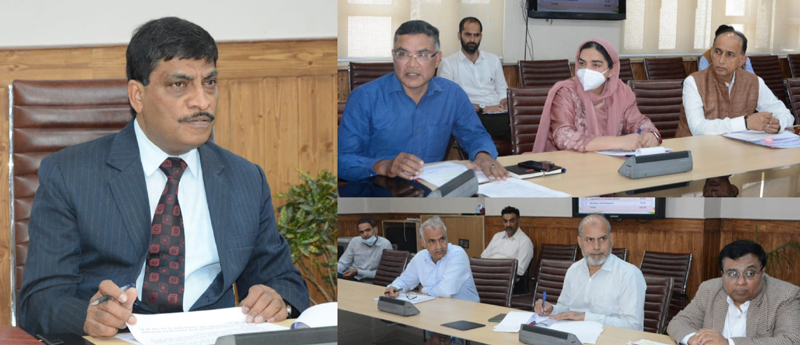 Chief Secretary Dr Arun K Mehta chairing a meeting at Srinagar.