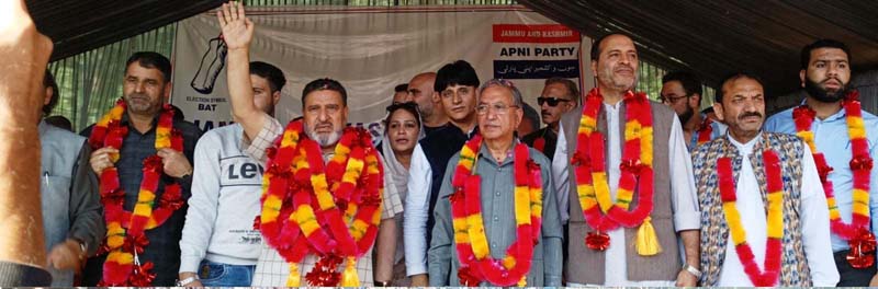 Senior leaders of Apni Party led by Altaf Bukhari at a rally in Srinagar on Friday.