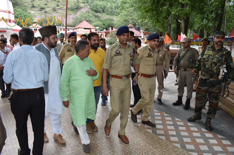 ADGP & Div Com take stock of Budha Amar nath Yatra arrangements & security situation of distict Poonch. ADGP & Div Com take stock of Budha Amar nath Yatra arrangements & security situation of distict Poonch.